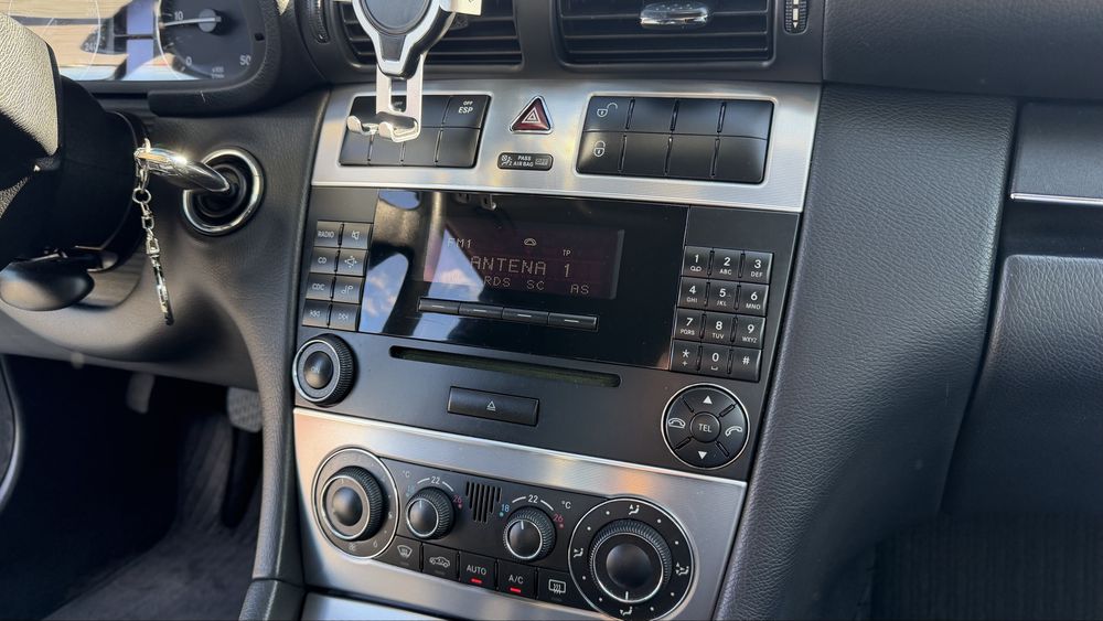 Mercedes C220cdi Sportcoupe — photo 5