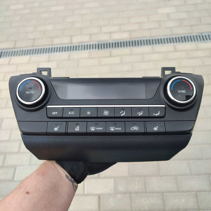 Hyundai Tucson III lift panel klimatyzacji