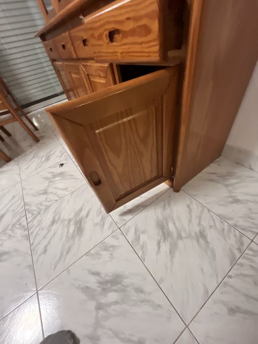 Estante com 100% madeira