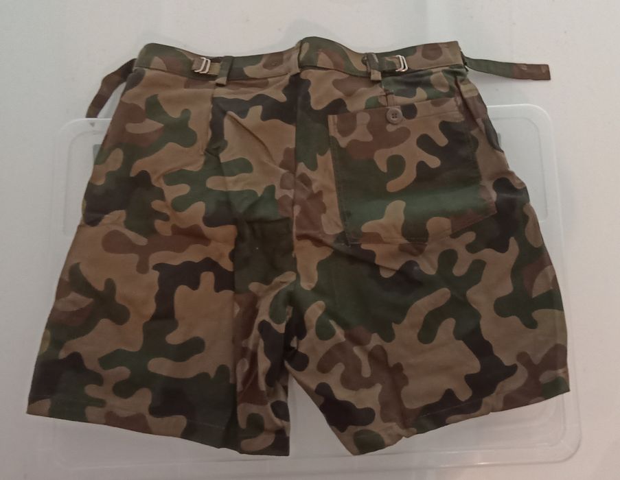 Spodenki krótkie tropikalne