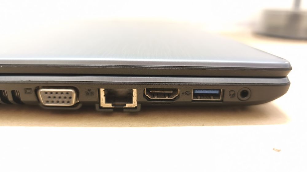 Acer Aspire e-15 I5 480 SSD W11