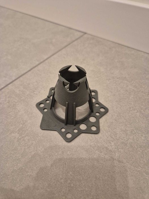 Podkładki, dystanse pod zbrojenie 40/50 - 39 sztuk