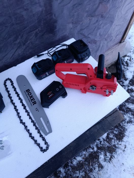 Акумуляторна Пила