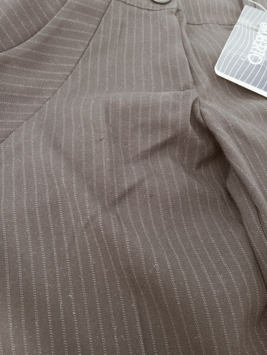 Nowe spodnie dzwony 36