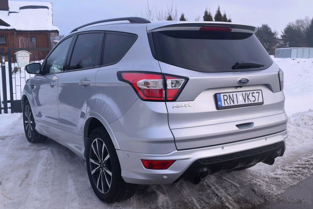 Ford        Kuga