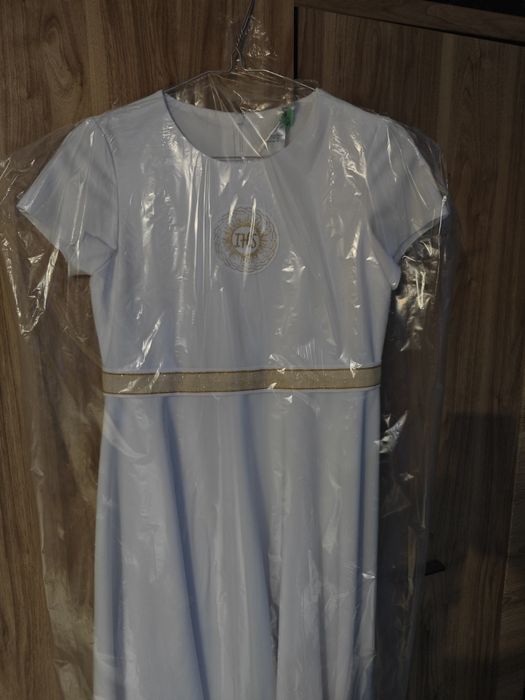 Sprzedam albę komunijną dla dziewczynki z dodatkami