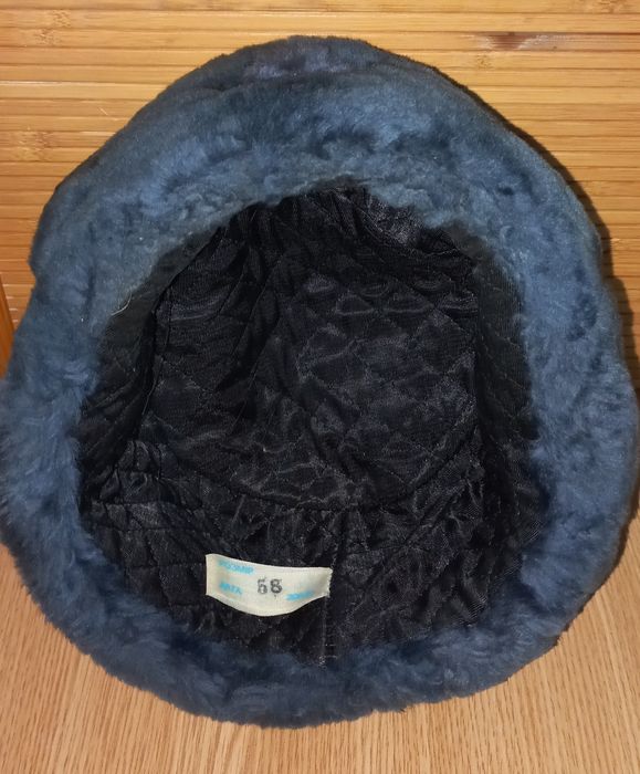 шапка-ушанка натуральная.Размер 56. Б/у
