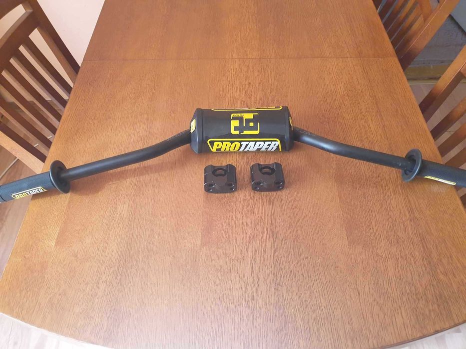 Części plastiki owiewki boczki osłony ktm.