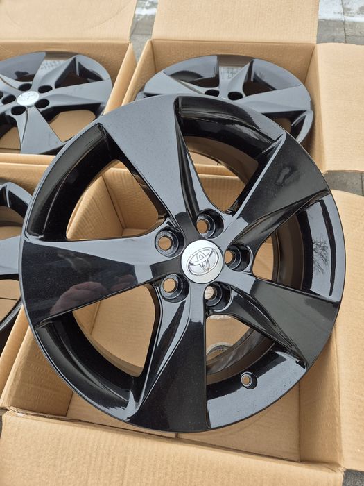 Felgi 16 5x100 Toyota  Corolla Yaris Celica MAtrix Prius Nowe Czarne | #T2