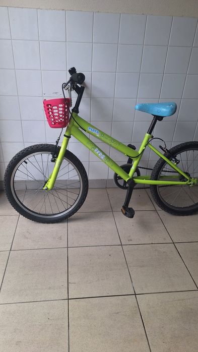 Bicicleta Berg menina roda 20