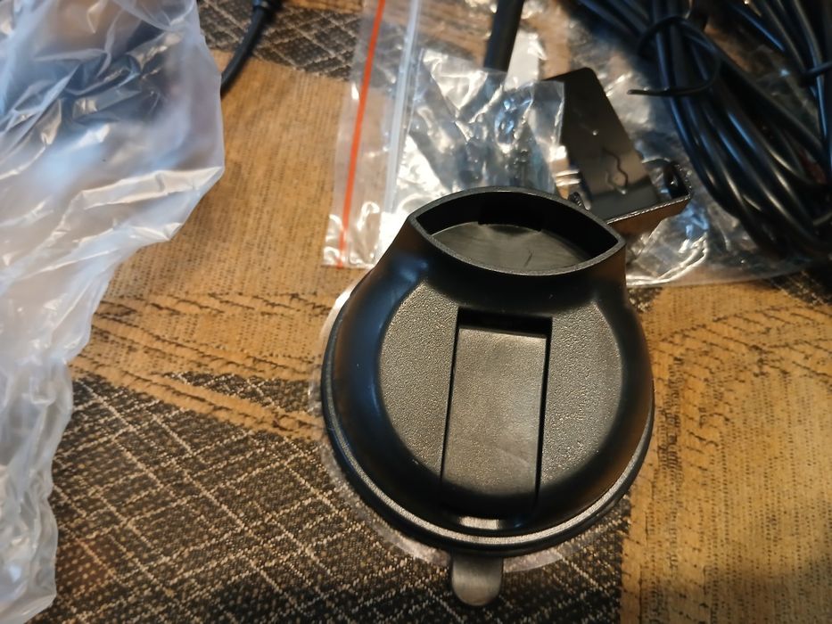 Bezprzewodowa kamera cofania Inefala z 5-calowym monitorem HD IPS,