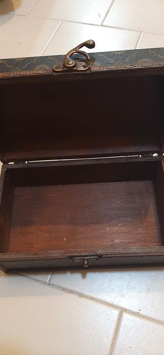 Caixa em madeira rústicas