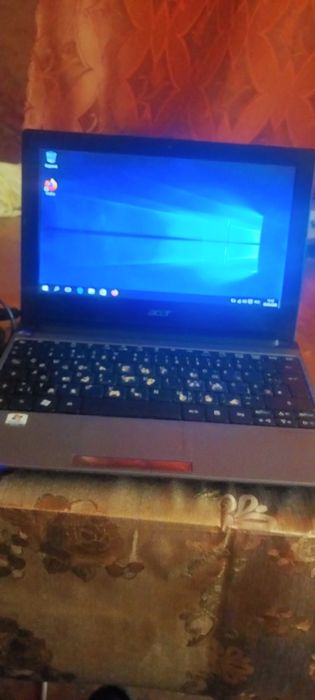 Нетбук ASPIRE one