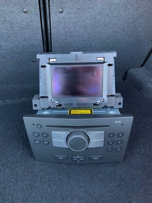 Radio Opel Astra H + display [com códigos]