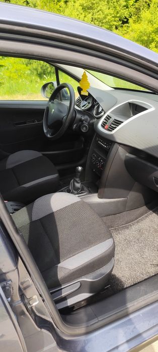 Peugeot 207 1.4 benzyna 2007r stan bardzo dobry!  170 tysięcy przebieg