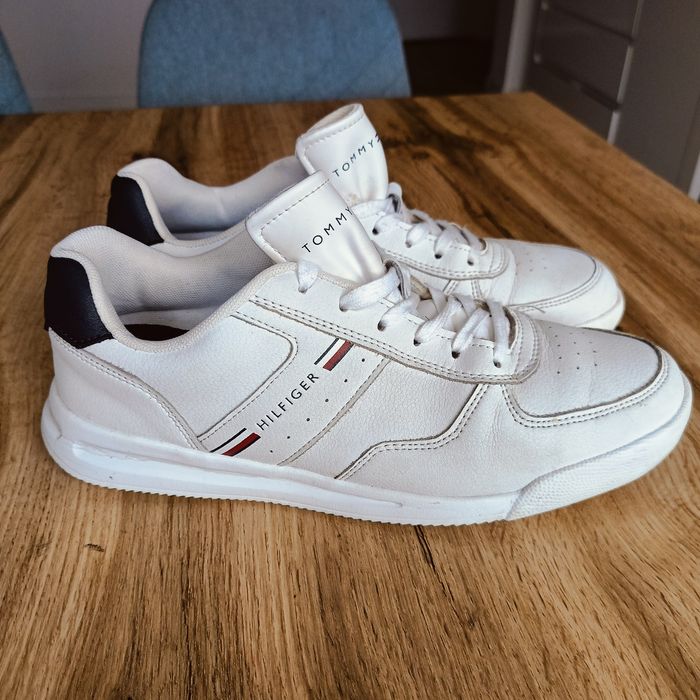 Buty Tommy Hilfiger białe 40