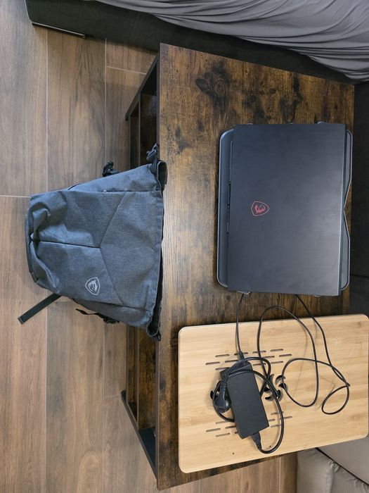 Laptop MSI GF75 Thin 9SC i7 8GB / 1TB