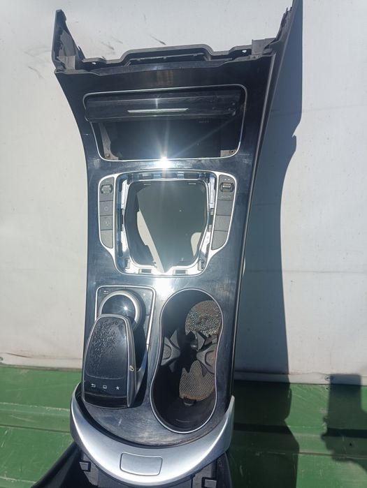 Консоль в сборі w205