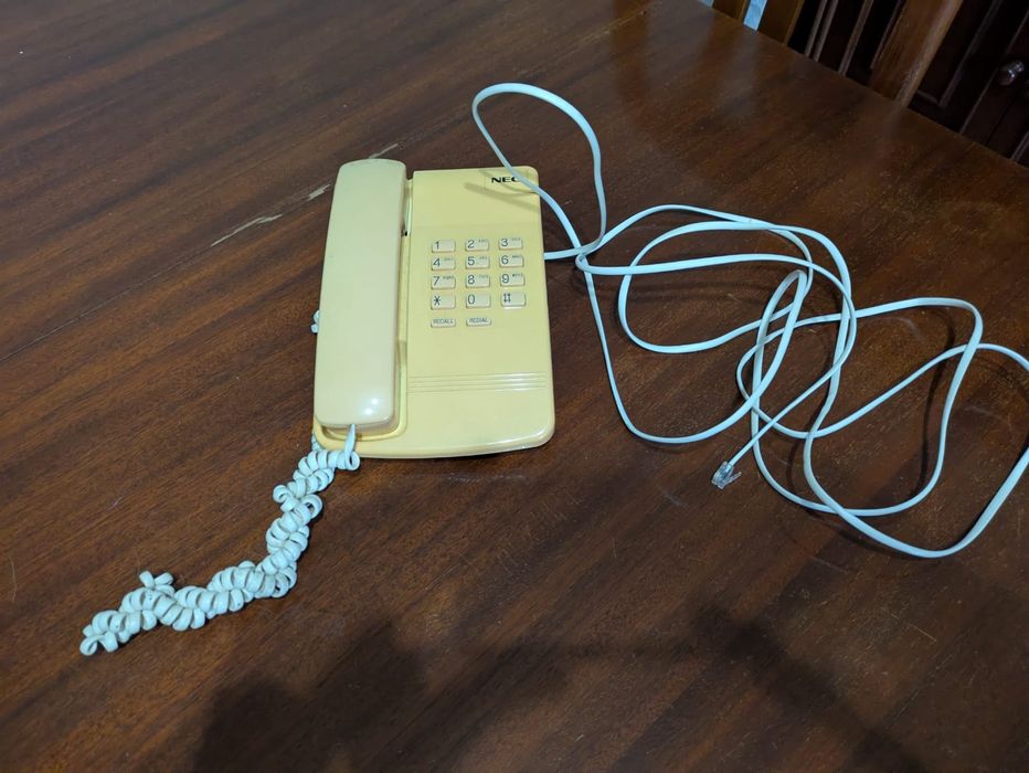 Telefone fixo marca NEC478864933766440962