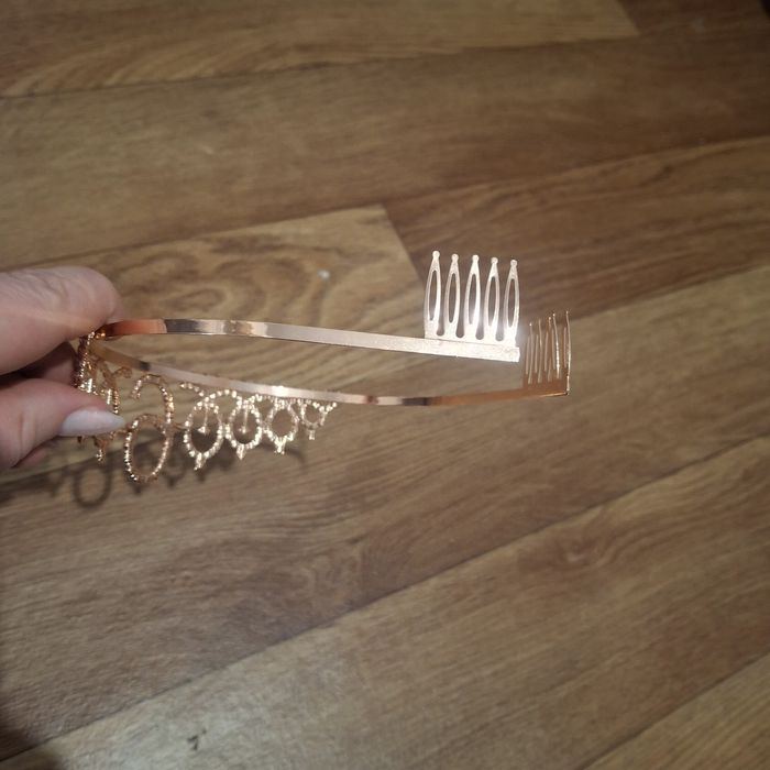 Обруч 9 років з рожевими каменями