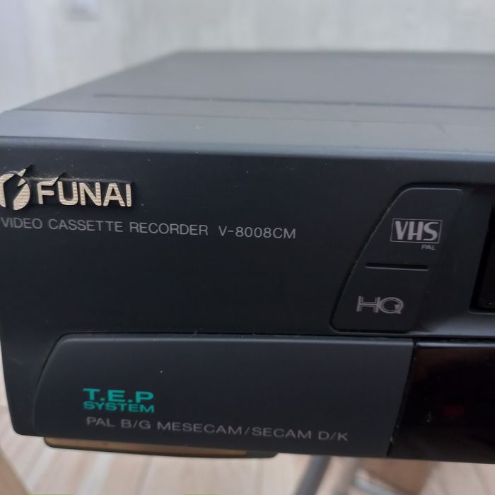Відеомагнітофон Funai V-8008см.