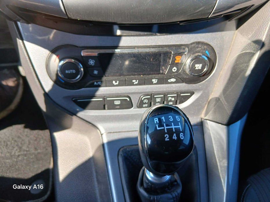 FORD FOCUS 1.6 TDCi | Diesel Nacional cx 6Vel.