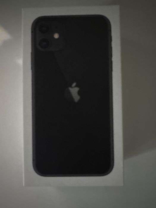 Продам iPhone 11 64GB