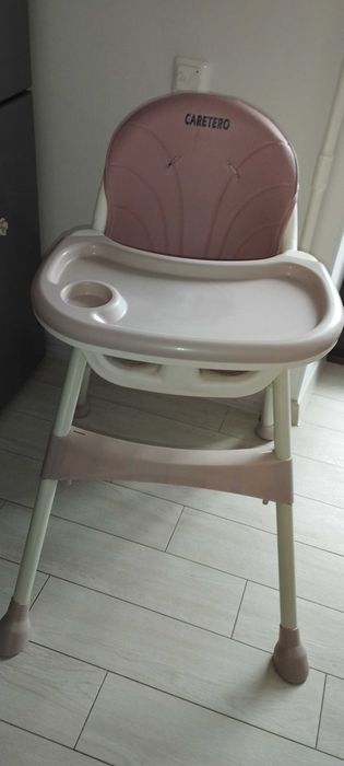 Стільчик для годування Caretero