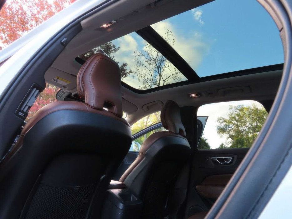 Volvo XC60 T5 Momentum      2019