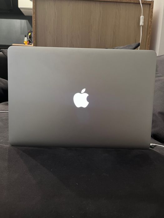 Macbook Pro A1398 15" Mid 2014 i7 2,5Ghz 16GB RAM 500GB SSD GT750M