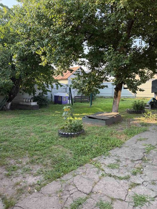 Сертифікати. Є Відновлення. Продам будин в центрі с.Піщане