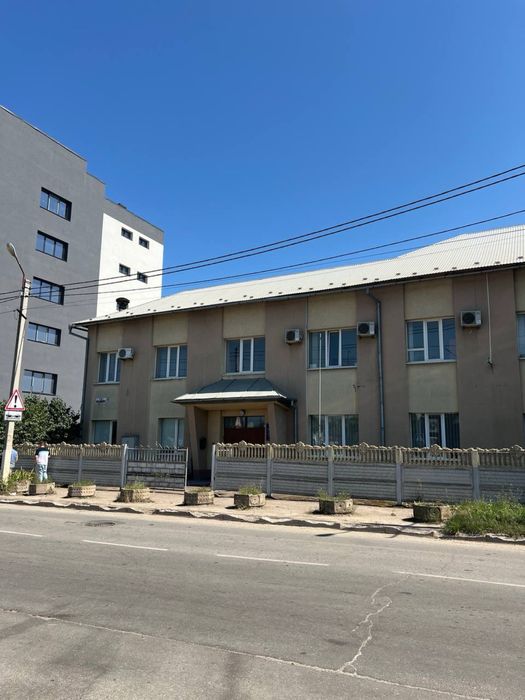 Продаж комерційного  приміщення 1212м2 на обʼїзній