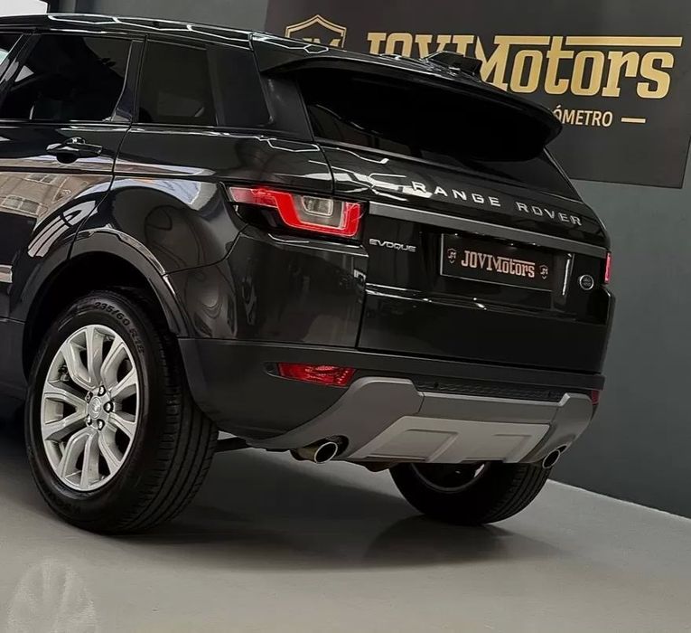 Land Rover Range Rover Evoque 2.0 D150 AWD R-Dynamic HSE Auto