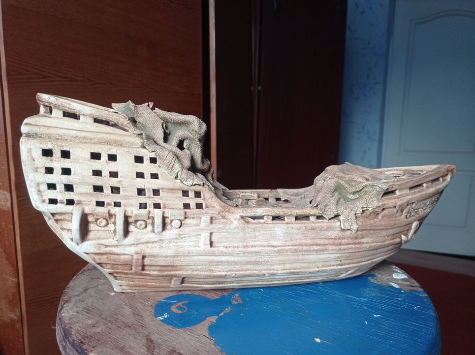 Керамический декор "Затонувший корабль"