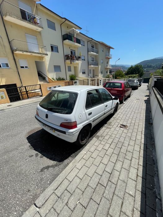 Peugeot 106 2000. 600€