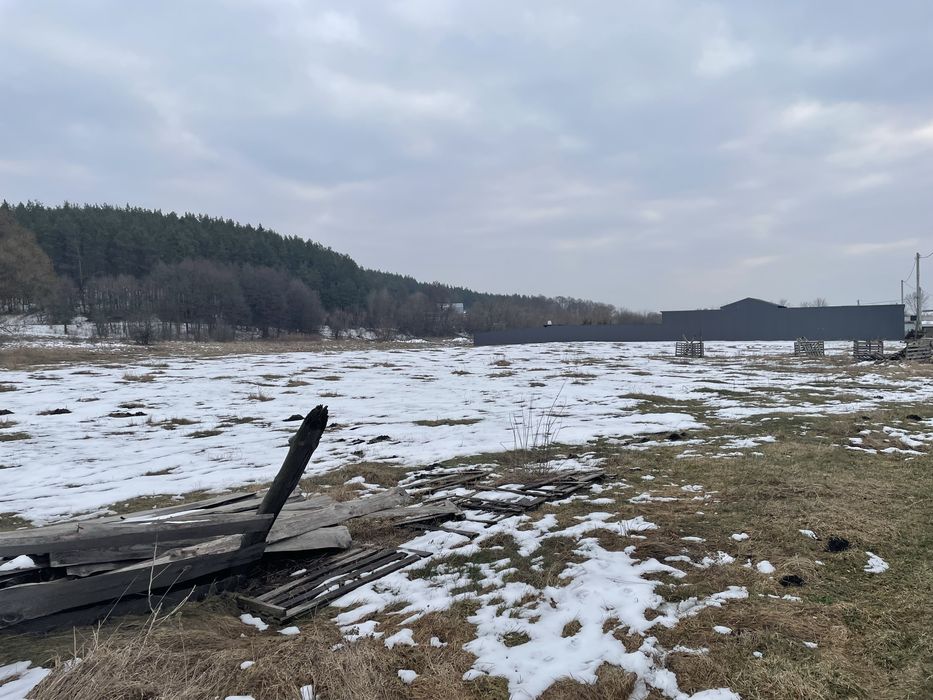 Ділянка 19,7 соток недалеко від центрального озера