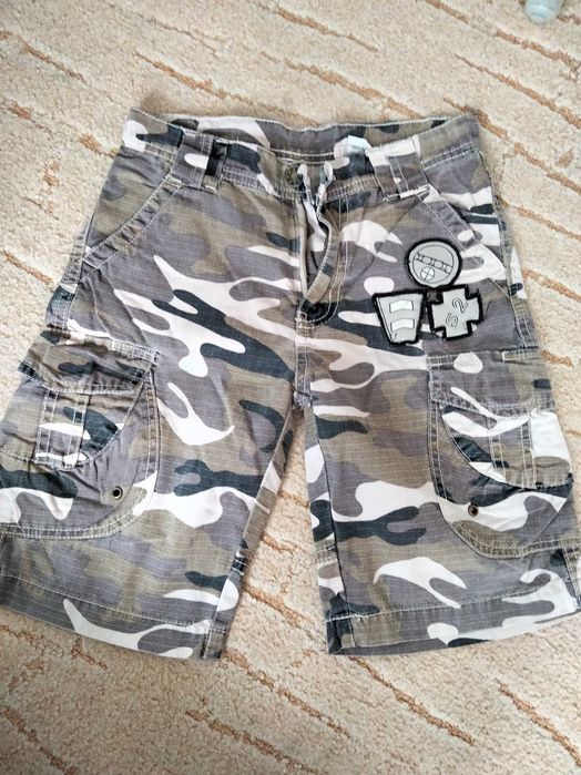 spodenki 100% cotton chłopięce na lato rozm.116 cm.