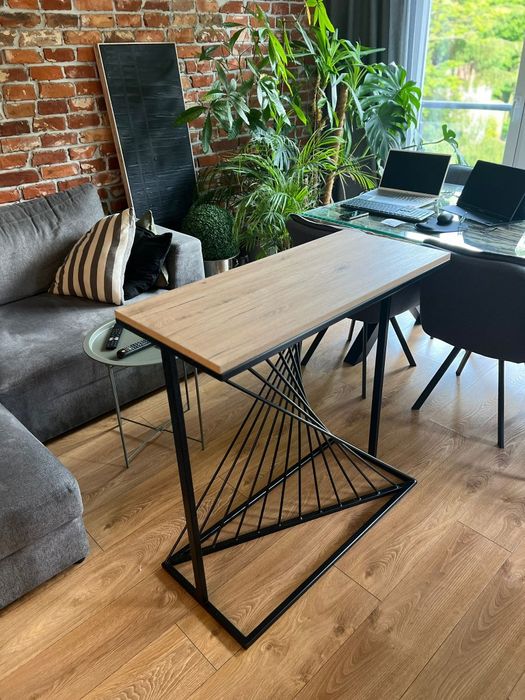 Konsola loftowa nowoczesna