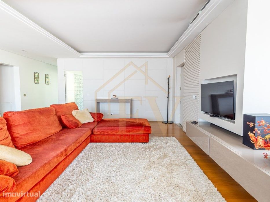 Moradia Individual T3 Renovada | Lordelo, Guimarães