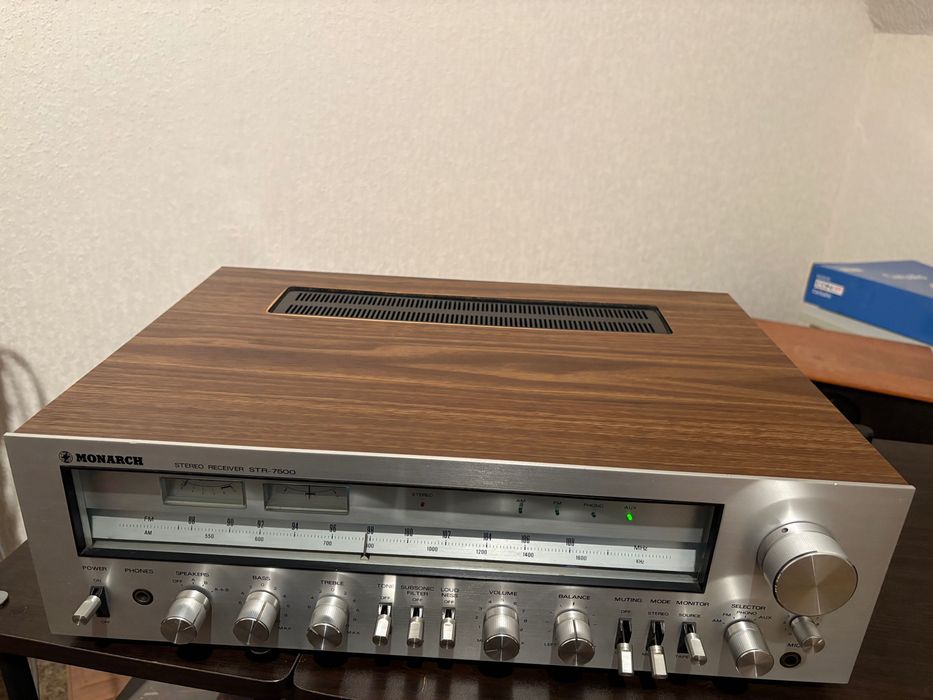 MONARCH STR-7500 Amplituner