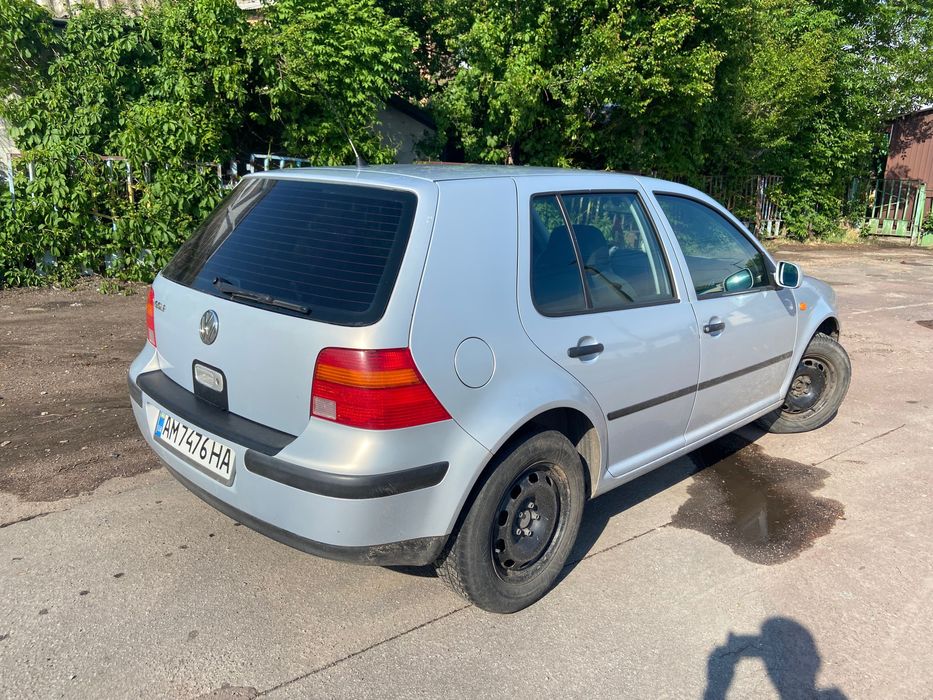 Volkswagen Golf 4