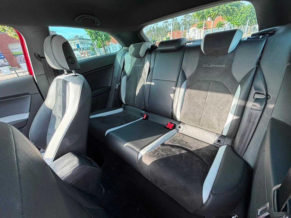 SEAT Leon — fotografia 6