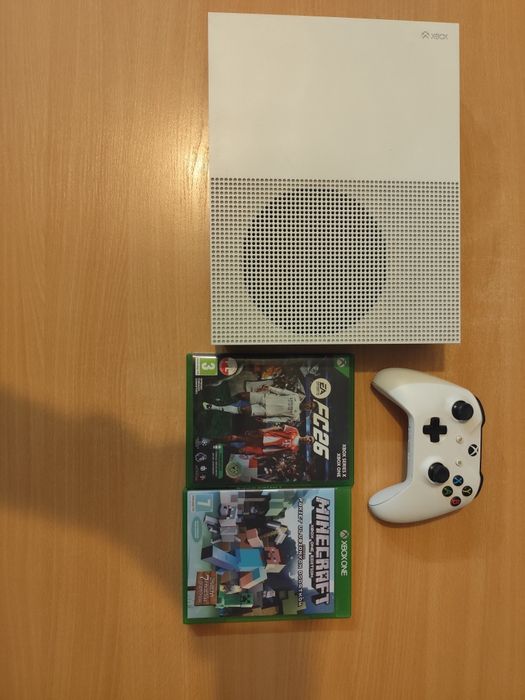 Xbox one s + kontroler + kabel HDMI + EA FC 26+ Minecraft