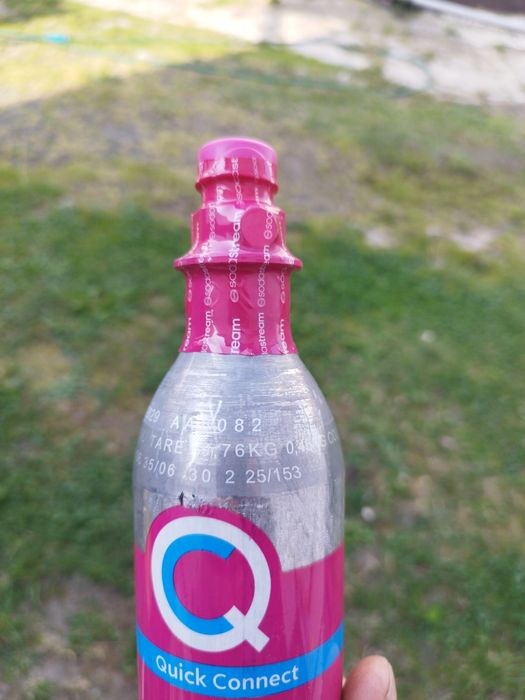 Cylinder Soda Stream Różowy