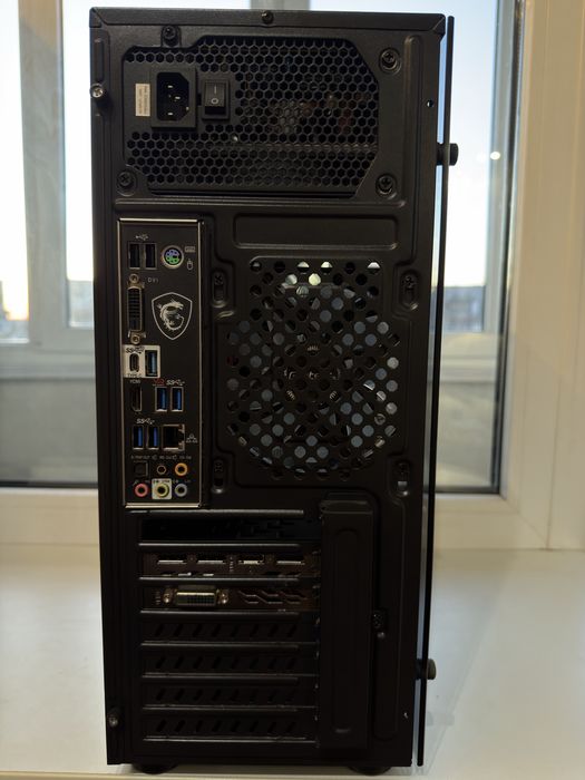 Игровой компьютер с GTX 1060 и 8600K