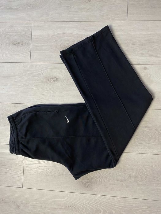 NIKE Chill Terry r.M oryginalne spodnie dresowe damskie