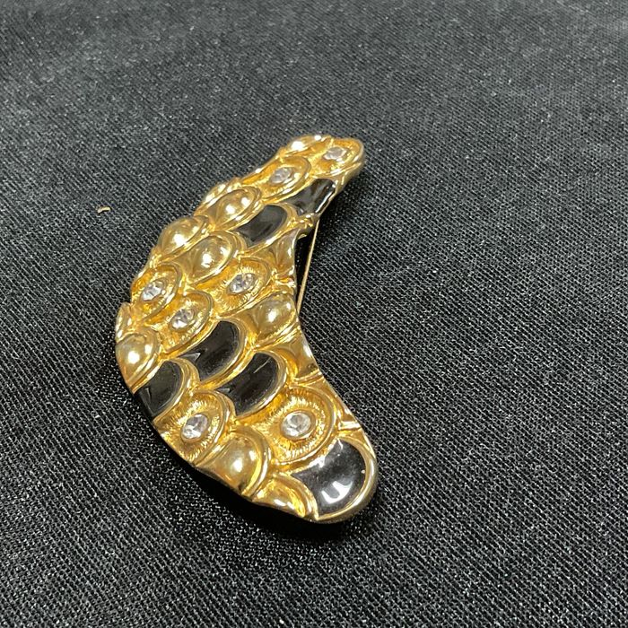 Broche vintage peça 8 cm