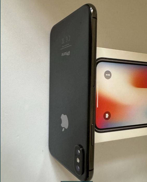 Айфон 10 64 GB Мобильный телефон iPhone X 10 64 ГБ памяти с зарядкой