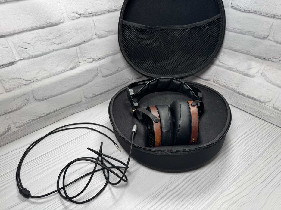 Monoprice Monolith M1060 | Auscultadores planares circum-aurais / M1060 Planar