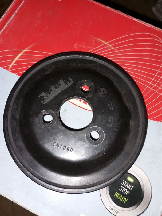 Шкив насоса гидро усилителя БМВ